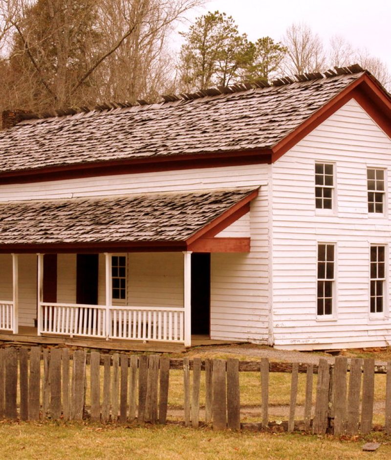 Becky Cable House & fence - Cades Cove
